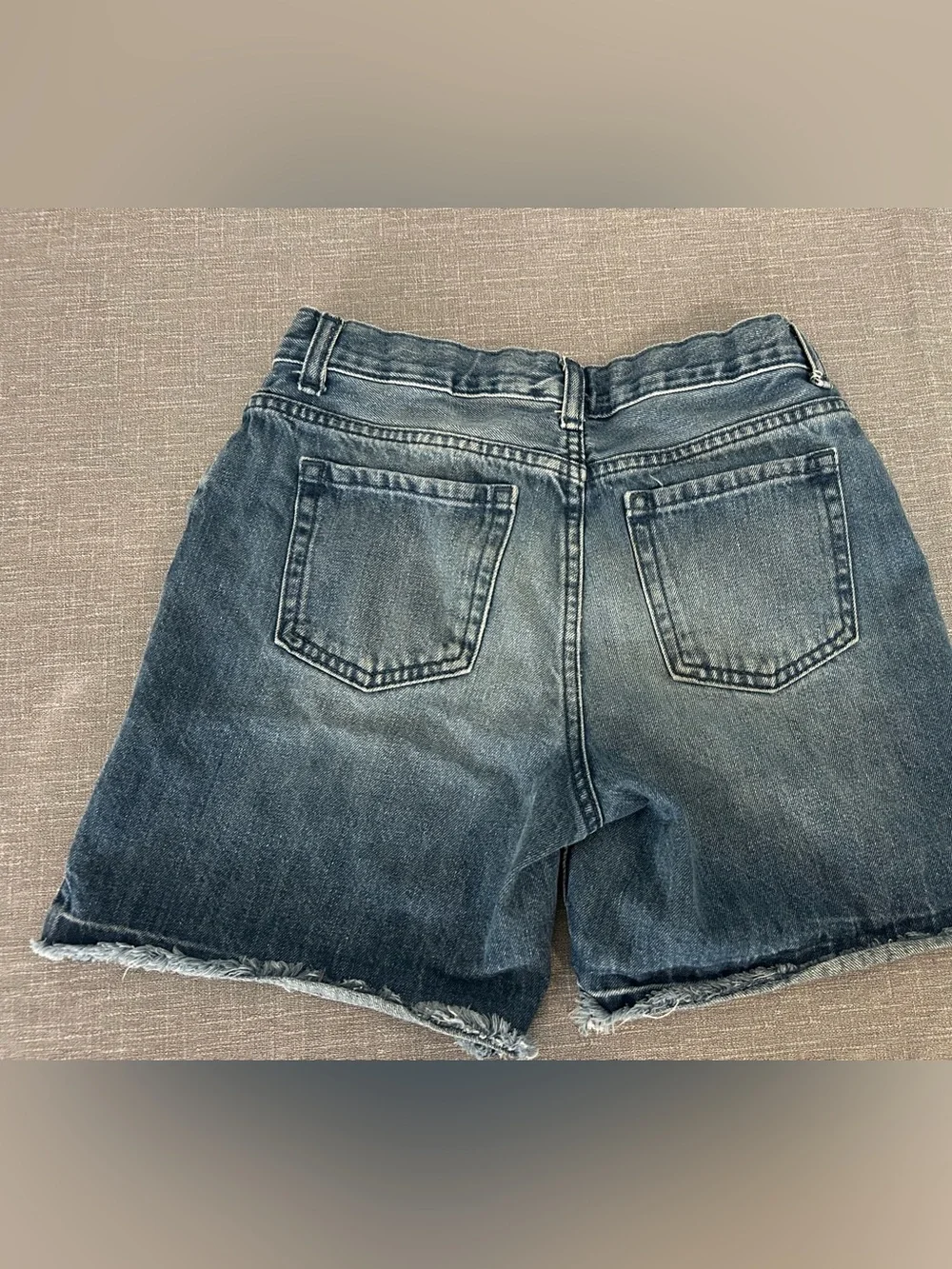 The Children's Place Washed Blue Distressed Denim Shorts Girls 12 MIDI MI-Long